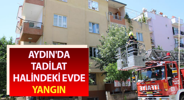 Çatıda tutuşan malzemeler, itfaiye ekiplerini harekete geçti