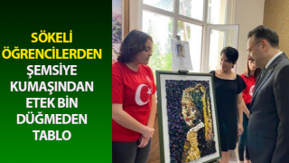 Sökeli öğrencilerden şemsiye kumaşından etek, bin düğmeden tablo