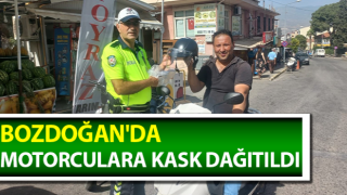 Bozdoğan'da motorculara kask dağıtıldı