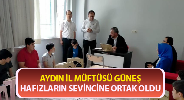 İl Müftüsü Güneş hafızların sevincine ortak oldu