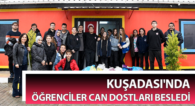 Kuşadası'nda öğrenciler can dostları besledi