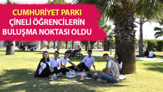 Cumhuriyet Parkı’nda öğrenciler eğlenceli vakit geçiriyor