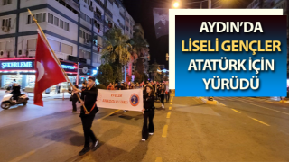 Liseli gençler, Atatürk için yürüdü