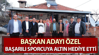 Galip Özel başarılı sporcuya altın hediye etti