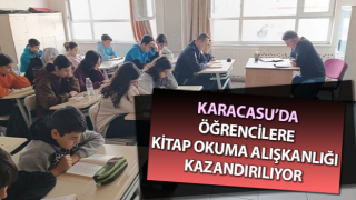 Öğrencilere kitap okuma alışkanlığı kazandırılıyor